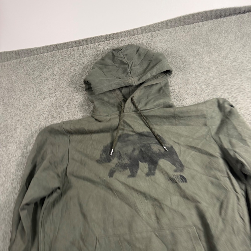 The North Face Mens Olive Green Bear Graphic Pullover Hoodie Large L